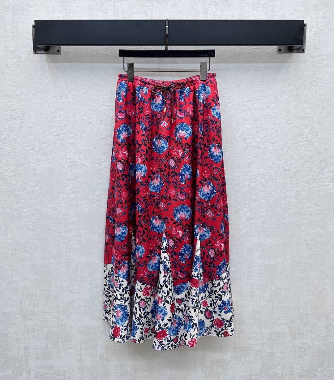 LOUIS VUITTON LV FLORAL SILK SKIRT IN RED