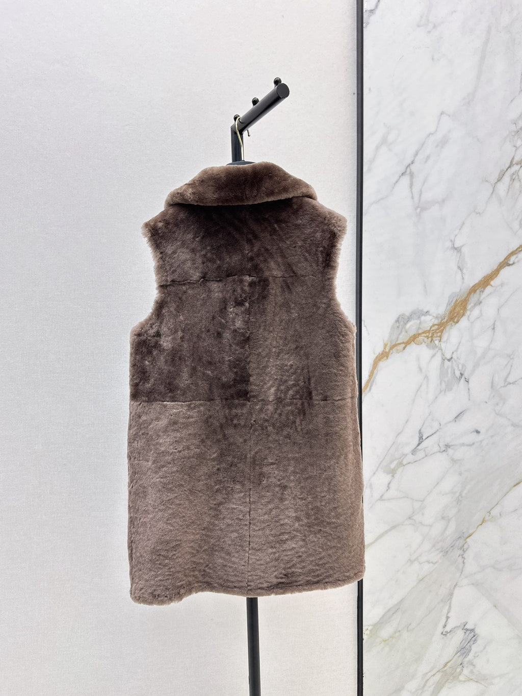 HERMES HERMES 25S FUR VEST 668406